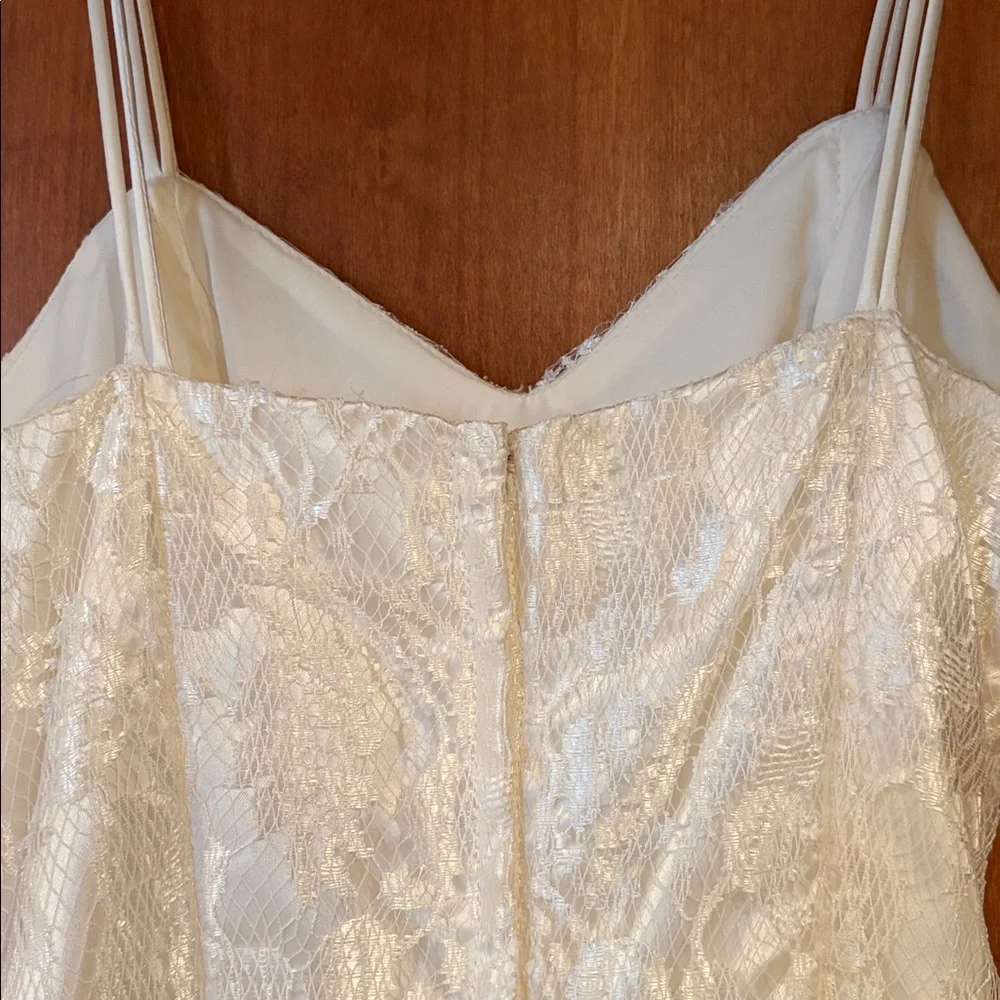 Formal Dress - Picture 13 of 17